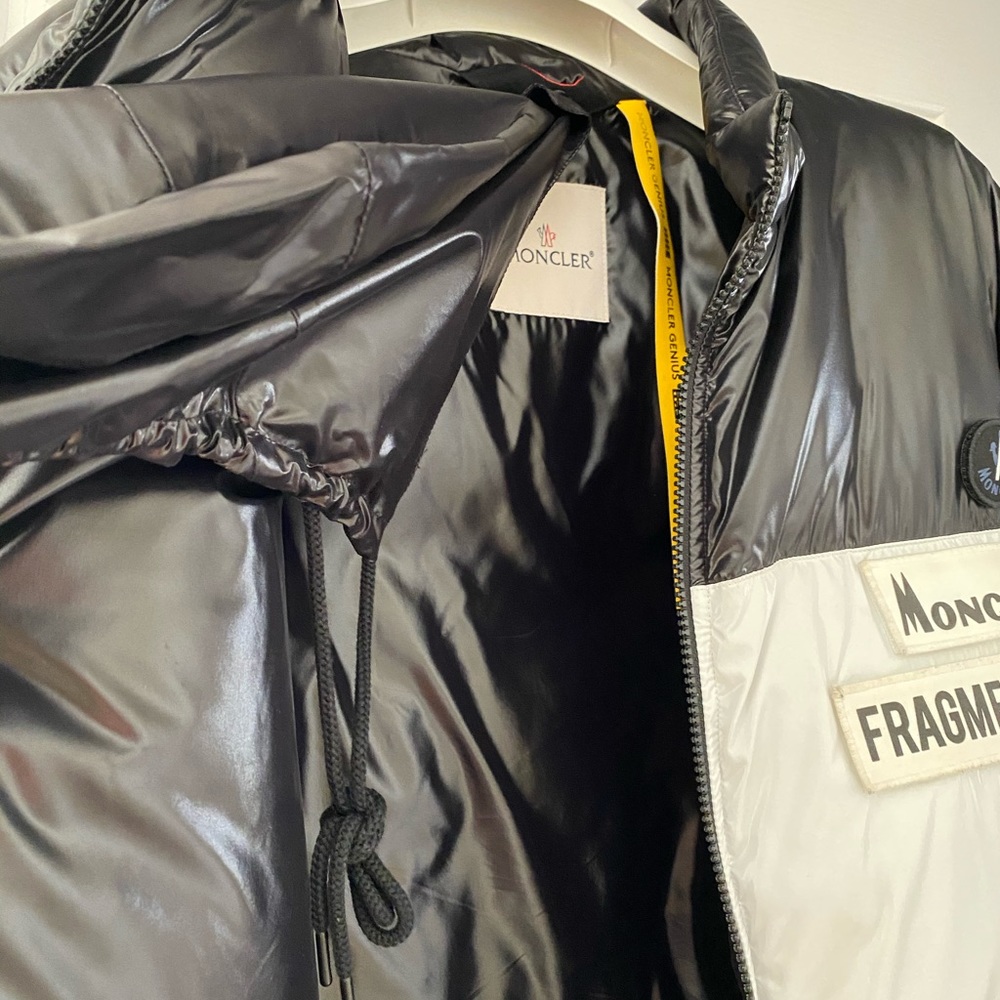 Moncler - Picture 3 of 6